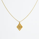 Halskette mit Holzanhänger - 'Tribal Echo'