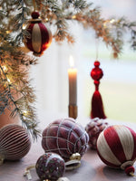 Weihnachtskugel Agnes rot/gold