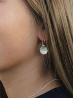 Ohrhänger Moon S Hippies, in silber und gold