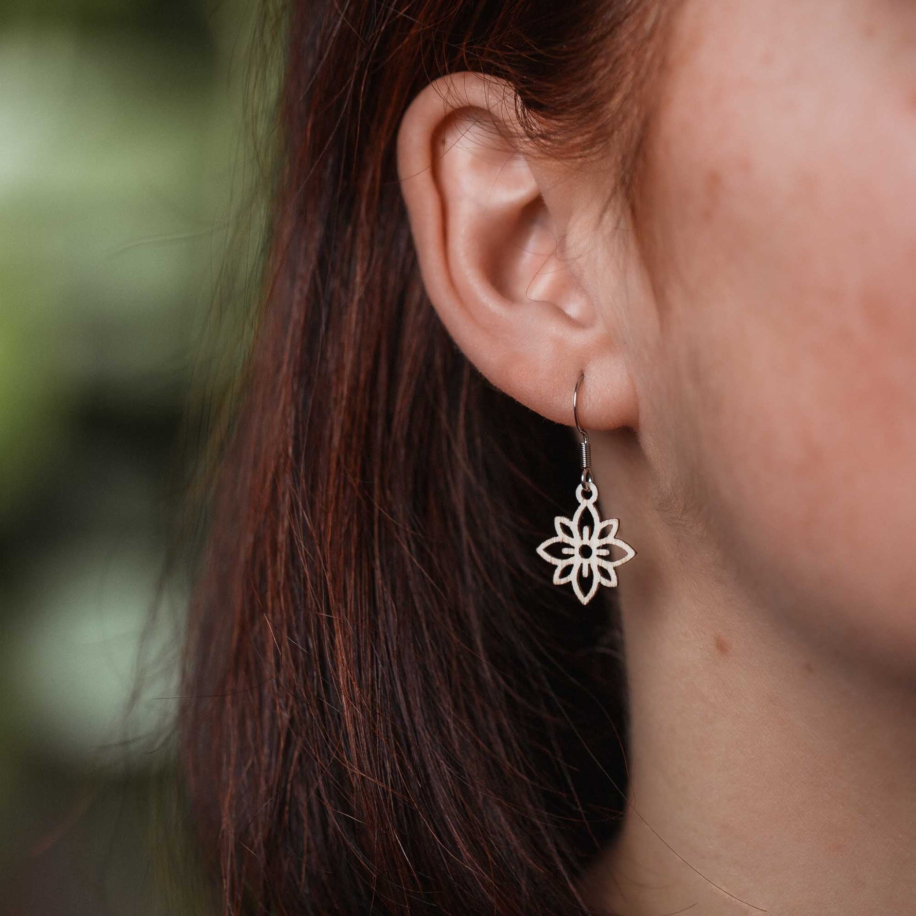 Ohrringe / Ohrhänger aus Holz | Flower mini