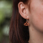 Ohrringe / Ohrhänger aus Holz | Flower Lotus