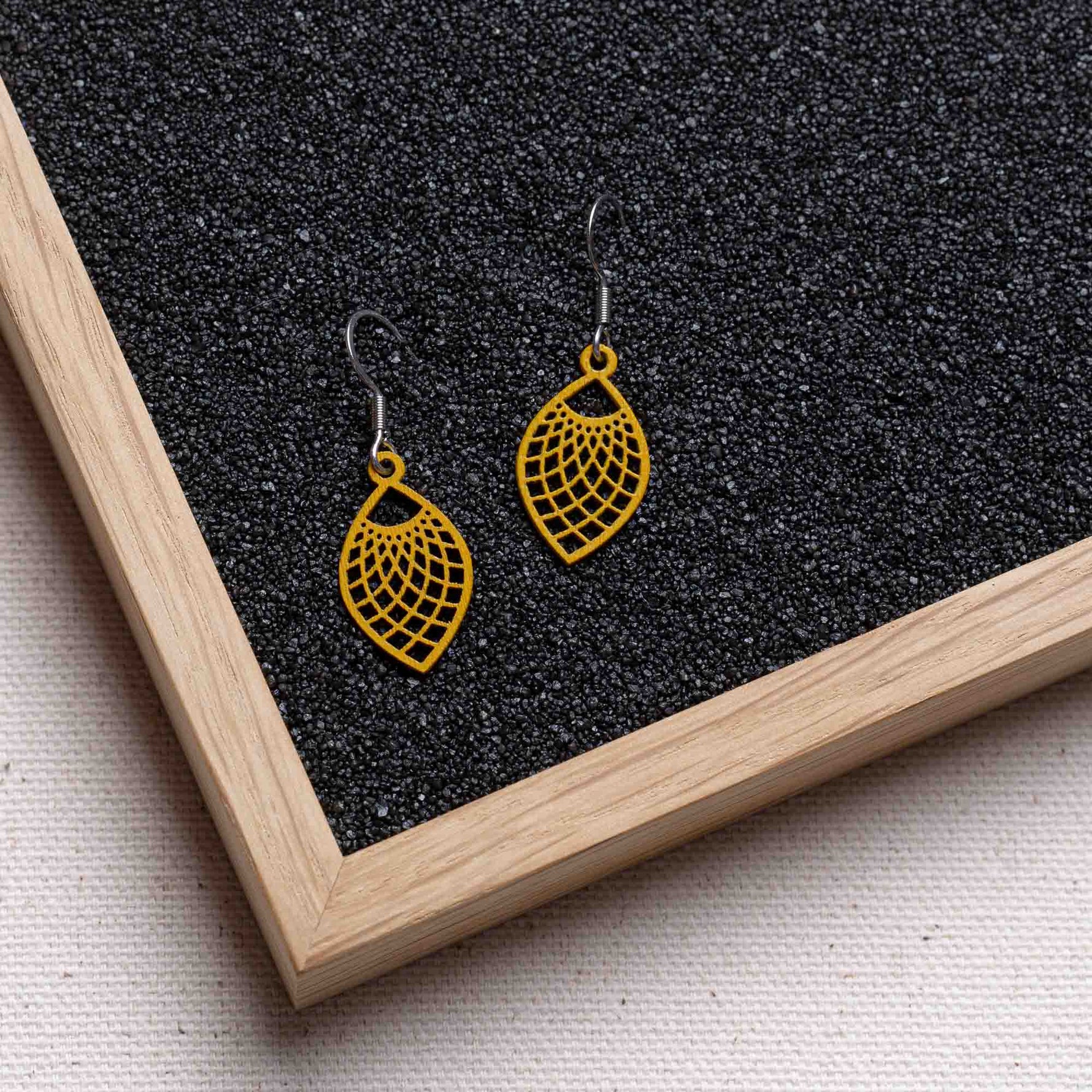 Ohrringe / Ohrhänger aus Holz | Leaf