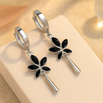 Ohrringe aus 925er Sterling-Silber, Creole hängend mit schwarzen Blättern