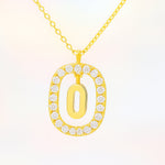 Kette mit Anhänger aus 925er Sterling-Silber, verschiedene Buchstaben im Strasskreis, 45cm